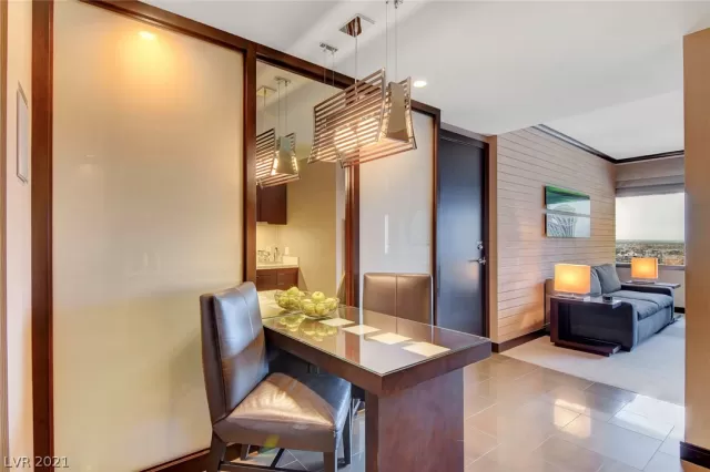 MLS: 2314242 Condo For Sale