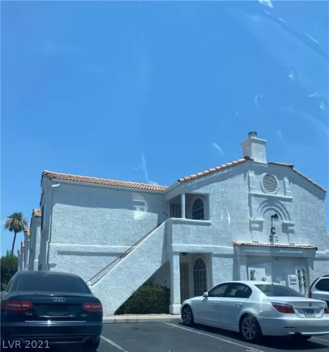 MLS: 2314290 Condo For Sale