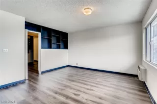 Photo #2: 2314300 Listing 