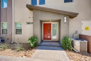 Photo #2: 2314316 Listing 