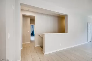 Photo #3: 2314316 Listing 