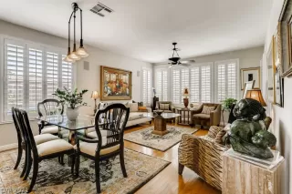 Photo #1: 2314318 Listing 