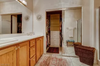 Photo #5: 2314318 Listing 