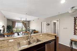 Photo #6: 2314362 Listing 