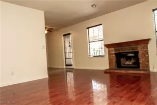 Photo #1: 2314398 Listing 