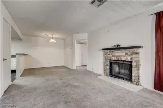 Photo #3: 2314413 Listing 