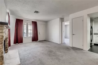 Photo #6: 2314413 Listing 