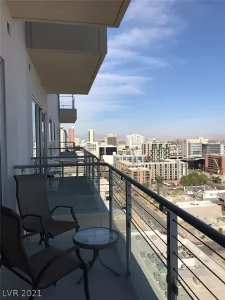 Photo #2: 2314422 Listing 