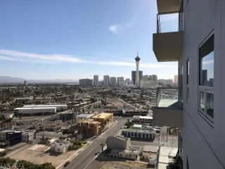 Photo #6: 2314422 Listing 