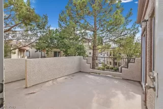 Photo #1: 2314458 Listing