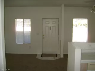 Photo #2: 2314479 Listing
