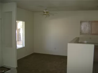 Photo #4: 2314479 Listing