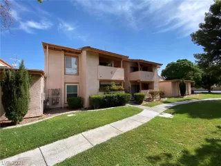 Photo #2: 2314514 Listing