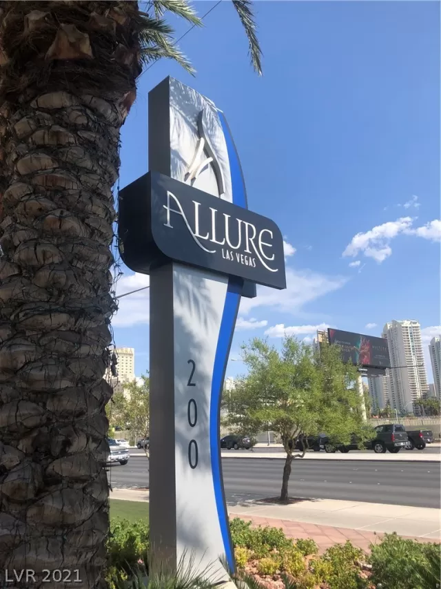 MLS: 2314525 Condo For Sale