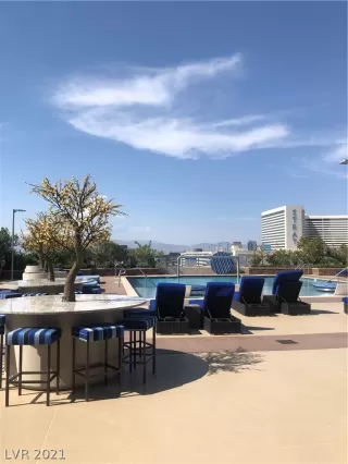 Photo #6: 2314525 Listing 