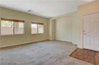 Photo #3: 2314531 Listing 