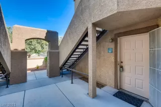 Photo #2: 2314548 Listing