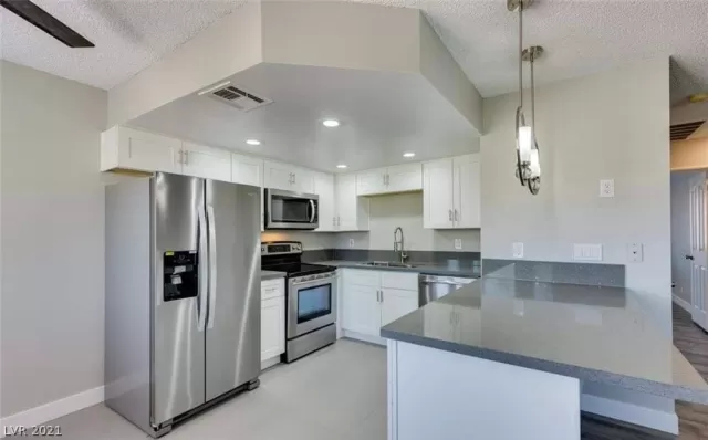 MLS: 2314554 Condo For Sale
