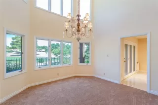 Photo #4: 2314562 Listing