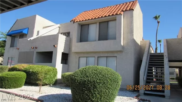 MLS: 2314580 Condo For Sale