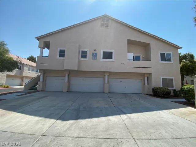 MLS: 2314632 Condo For Sale