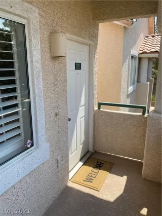 Photo #2: 2314632 Listing 