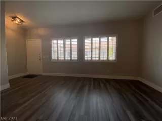 Photo #3: 2314632 Listing 