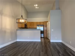 Photo #4: 2314632 Listing 