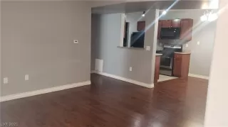 Photo #1: 2314732 Listing 