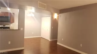 Photo #2: 2314732 Listing 