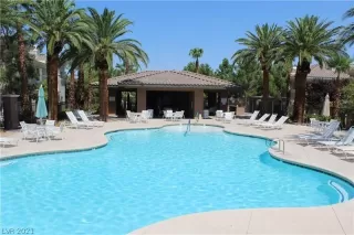 Photo #1: 2314733 Listing 