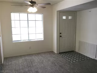 Photo #4: 2314754 Listing 