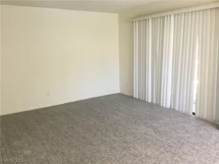 Photo #5: 2314754 Listing 