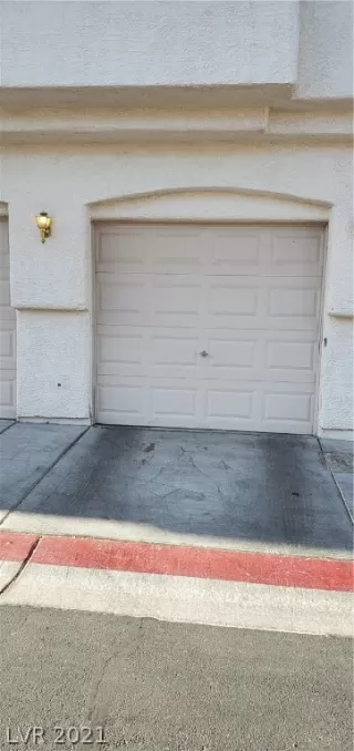 Photo #1: 2314765 Listing 