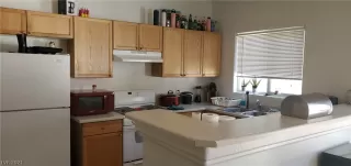 Photo #3: 2314765 Listing 