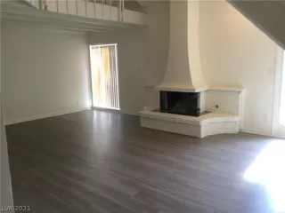 Photo #2: 2314798 Listing 