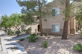 Photo #1: 2314812 Listing