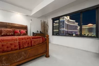 Photo #3: 2314813 Listing