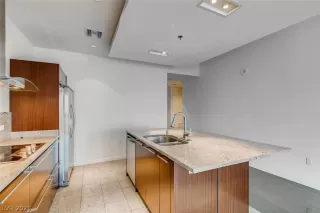 Photo #6: 2314816 Listing 