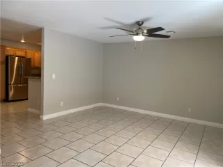 Photo #3: 2314826 Listing 