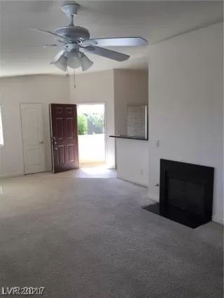 Photo #3: 2314827 Listing