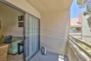 Photo #6: 2314834 Listing 