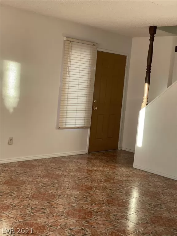 MLS: 2314837 Condo For Sale