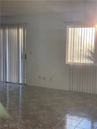 Photo #6: 2314837 Listing 