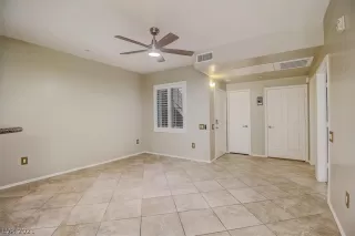 Photo #5: 2314867 Listing 