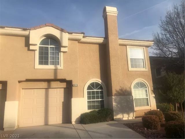 MLS: 2314897 Condo For Sale