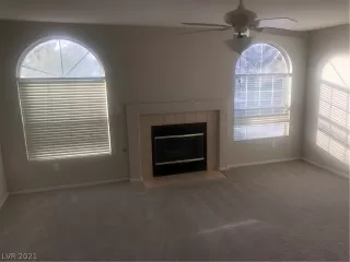 Photo #1: 2314897 Listing 