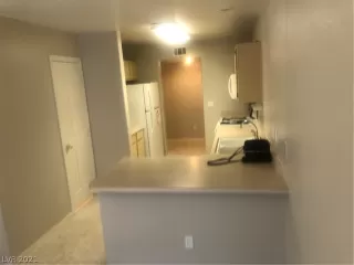 Photo #3: 2314897 Listing 