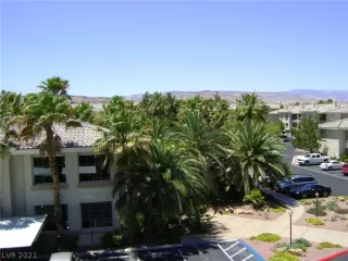 Photo #1: 2314905 Listing 