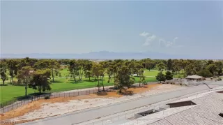 Photo #1: 2314929 Listing 